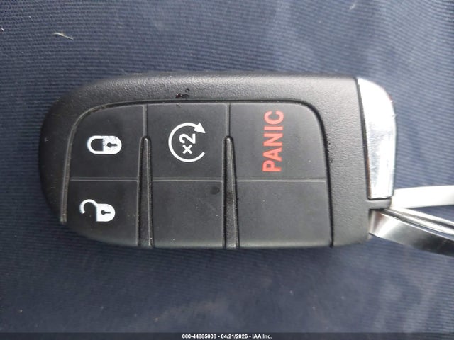 44885008 :رقم المزاد ، ZACCJBCT2GPD50536 vin ، 2016 Jeep Renegade Trailhawk مزاد بيع