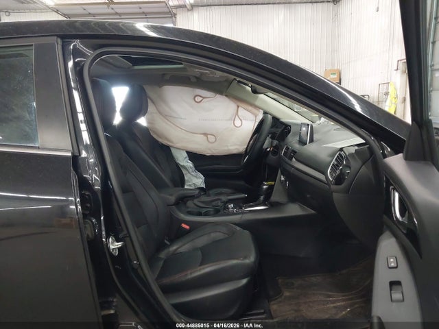 Продаж на аукціоні авто 2015 Mazda Mazda3 S Grand Touring, vin: JM1BM1M31F1229412, номер лоту: 44885015
