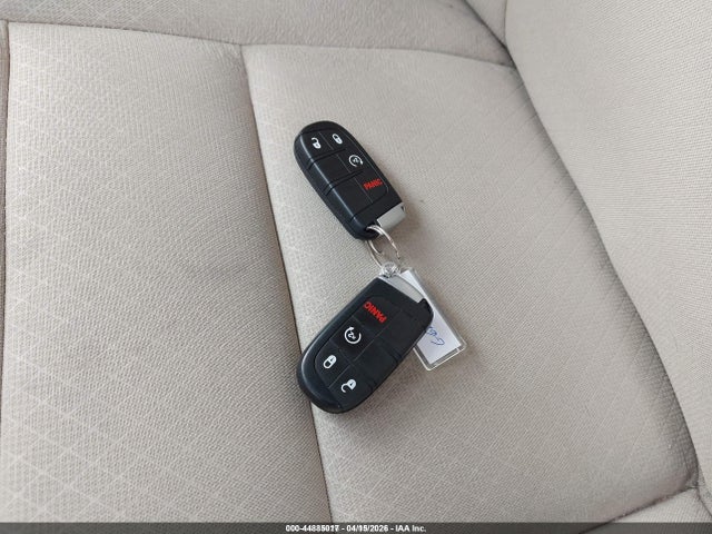 Продажа на аукционе авто 2021 Jeep Grand Cherokee Laredo E 4x4, vin: 1C4RJFAGXMC793850, номер лота: 44885017