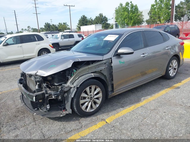 5XXGT4L38JG262853 KIA Optima Lx
