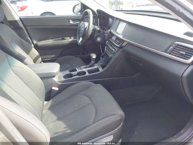 5XXGT4L38JG262853 KIA Optima Lx