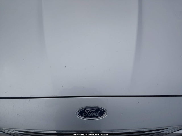3FA6P0LU8KR258778 Ford Fusion Hybrid Se