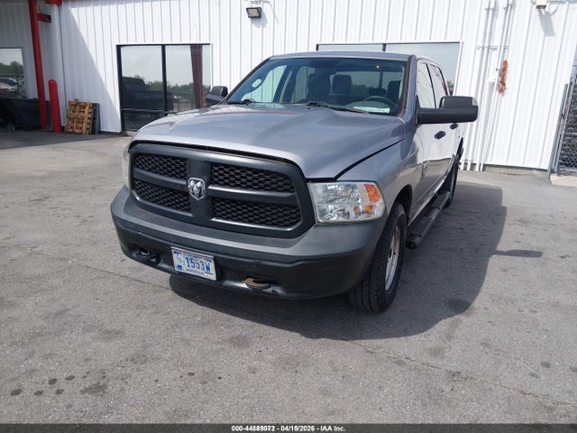 2019 Ram 1500 Classic Tradesman  4x4 5'7 Box მანქანა იყიდება აუქციონზე, vin: 1C6RR7KGXKS645351, აუქციონის ნომერი: 44885072