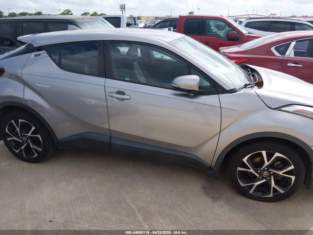NMTKHMBX5JR046780 Toyota C-hr Xle Premium