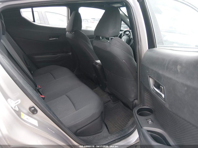 NMTKHMBX5JR046780 Toyota C-hr Xle Premium