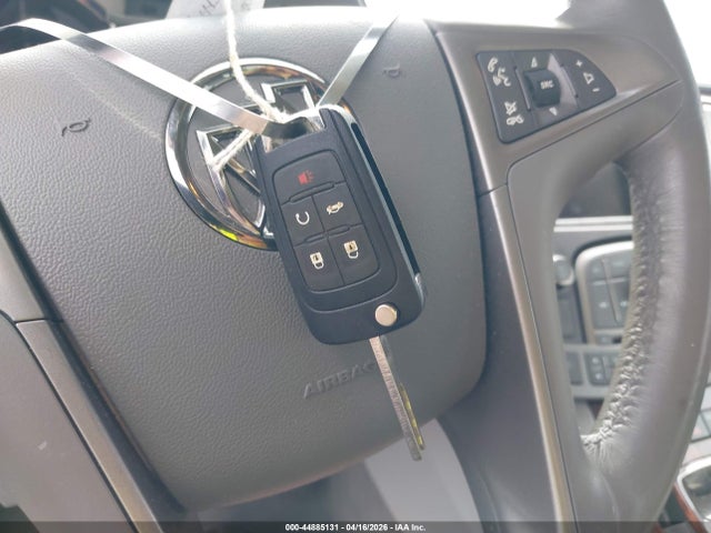 2013 Buick Lacrosse Leather Group მანქანა იყიდება აუქციონზე, vin: 1G4GC5E34DF316005, აუქციონის ნომერი: 44885131