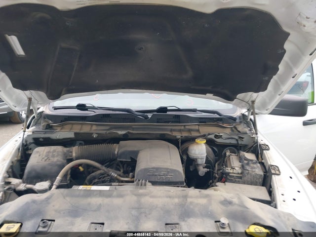 1C6RR7KGXJS297212 RAM 1500 Tradesman 4x4 5&#039;7 Box