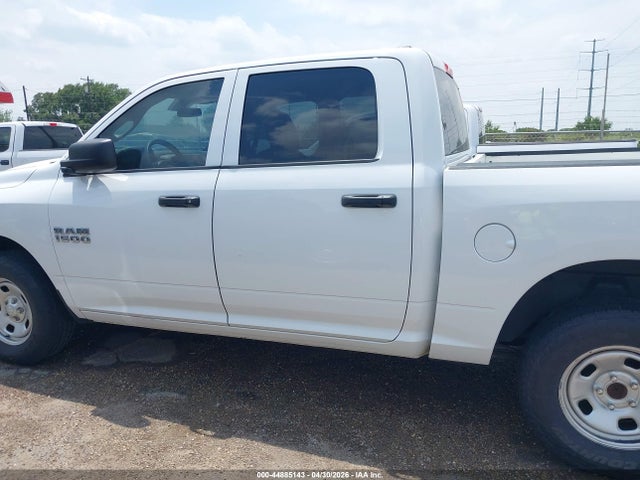 1C6RR7KGXJS297212 RAM 1500 Tradesman 4x4 5&#039;7 Box
