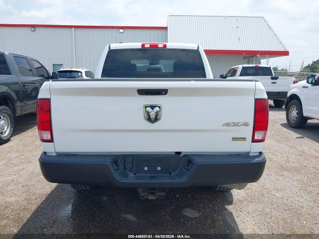 1C6RR7KGXJS297212 RAM 1500 Tradesman 4x4 5&#039;7 Box