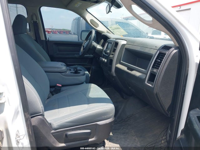 1C6RR7KGXJS297212 RAM 1500 Tradesman 4x4 5&#039;7 Box
