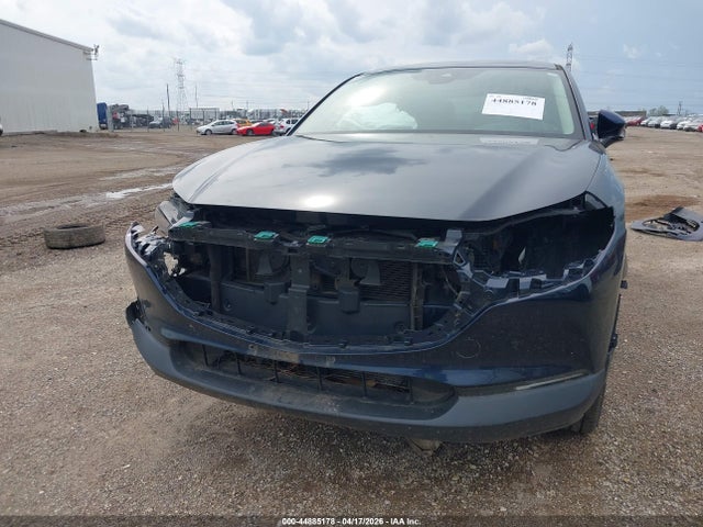 44885178 :رقم المزاد ، 3MVDMACL2MM210120 vin ، 2021 Mazda Cx-30 Preferred مزاد بيع