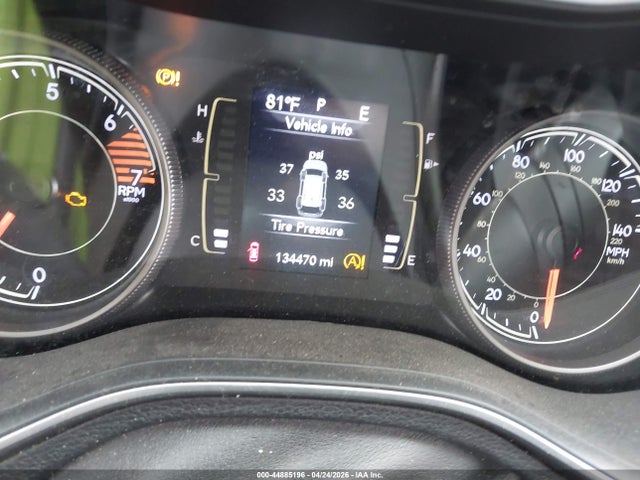 Продаж на аукціоні авто 2020 Jeep Cherokee Altitude Fwd, vin: 1C4PJLLB9LD573812, номер лоту: 44885196
