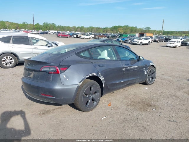 Tesla Model 3 Rear-wheel Drive 2023 5YJ3E1EAXPF583887 Image 4