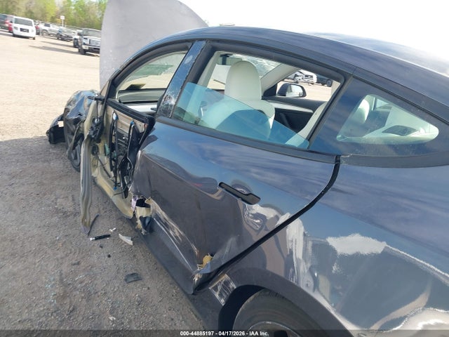 Tesla Model 3 Rear-wheel Drive 2023 5YJ3E1EAXPF583887 Image 6