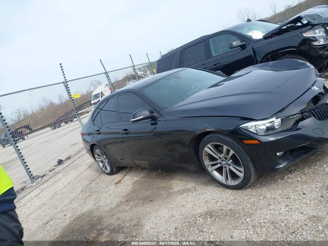 2014 Bmw 328i Xdrive მანქანა იყიდება აუქციონზე, vin: WBA3B3C51EJ978702, აუქციონის ნომერი: 44885207