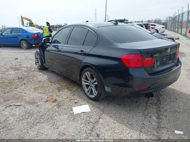 2014 Bmw 328i Xdrive მანქანა იყიდება აუქციონზე, vin: WBA3B3C51EJ978702, აუქციონის ნომერი: 44885207