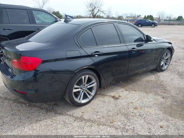 2014 Bmw 328i Xdrive მანქანა იყიდება აუქციონზე, vin: WBA3B3C51EJ978702, აუქციონის ნომერი: 44885207