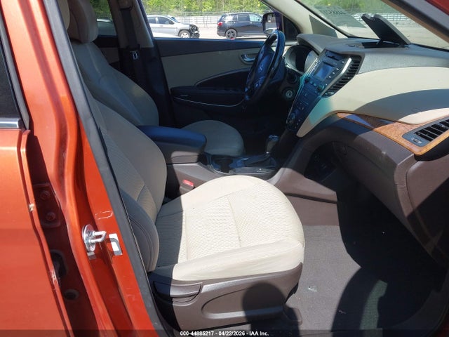 Продаж на аукціоні авто 2016 Hyundai Santa Fe Sport 2.4l, vin: 5XYZU3LB5GG363828, номер лоту: 44885217