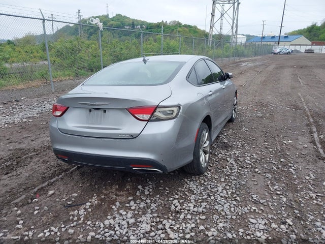 2015 Chrysler 200 S მანქანა იყიდება აუქციონზე, vin: 1C3CCCBB4FN756208, აუქციონის ნომერი: 44885241