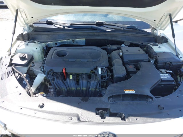 KNAGT4L39J5216109 KIA Optima Lx