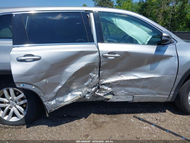 Продажа на аукционе авто 2015 Toyota Highlander Le, vin: 5TDZARFHXFS009672, номер лота: 44885297