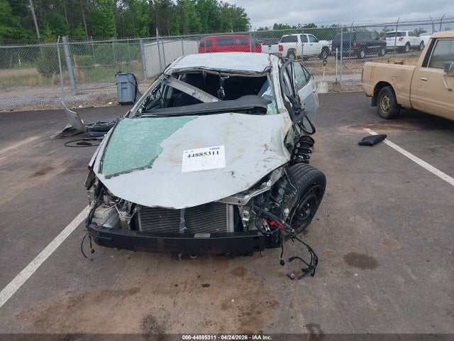 Toyota COROLLA LE 2018 2T1BURHE4JC031583 Image 13