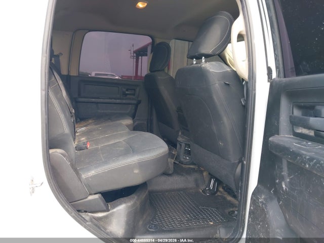3C6TR5CJ9LG243365 RAM 2500 Tradesman 4x4 6&#039;4 Box