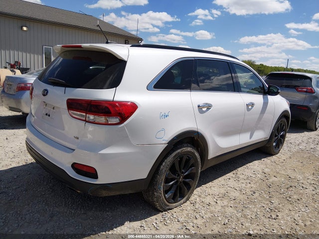Auction sale of the 2019 Kia Sorento 3.3l Lx, vin: 5XYPGDA50KG587308, lot number: 44885321