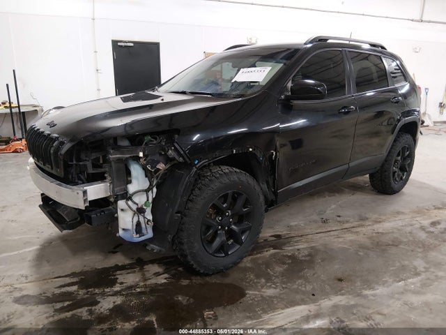 44885353 :رقم المزاد ، 1C4PJMCS7GW131594 vin ، 2016 Jeep Cherokee Latitude مزاد بيع