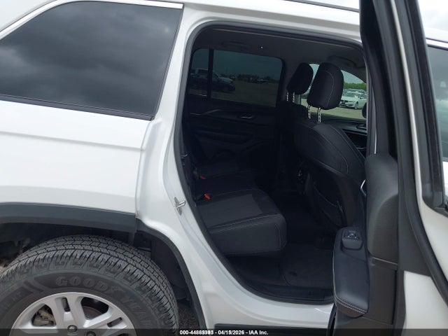 Продаж на аукціоні авто 2023 Jeep Grand Cherokee Laredo 4x2, vin: 1C4RJGAG6PC609790, номер лоту: 44885393