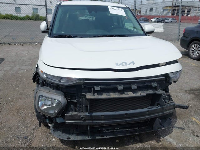 KIA SOUL LX 2022 KNDJ23AUXN7827715 Image 13
