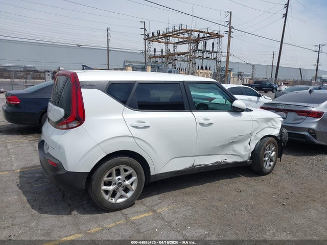 KIA SOUL LX 2022 KNDJ23AUXN7827715 Image 14