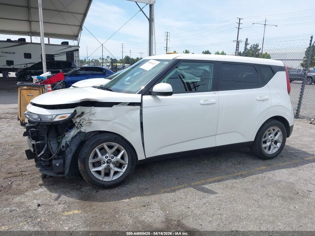 KIA SOUL LX 2022 KNDJ23AUXN7827715 Image 15