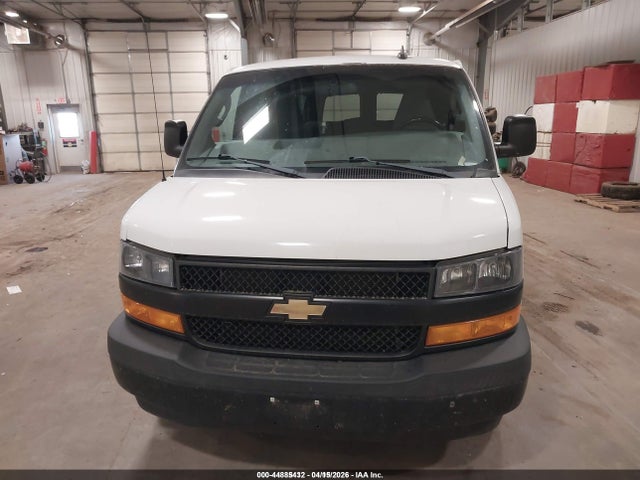 1GAWGEFG0J1274553 Chevrolet Express 2500 Ls