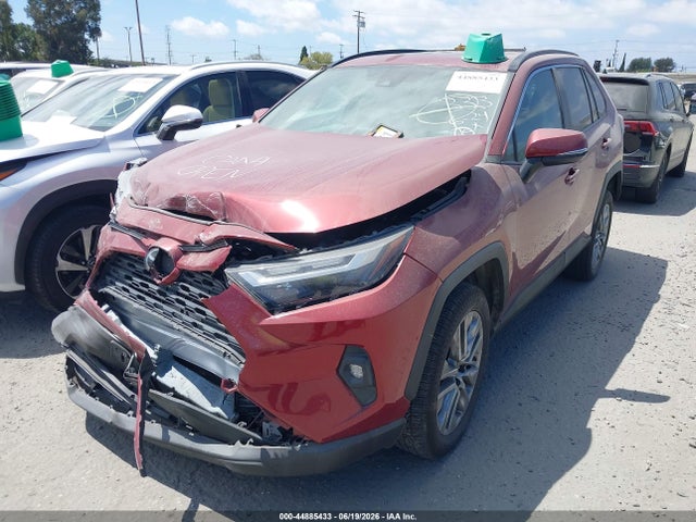 2T3C1RFV9NW202260 Toyota Rav4 Xle Premium