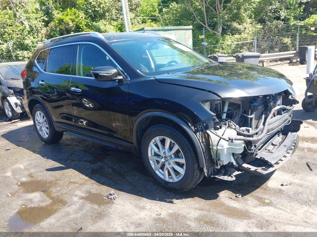 2017 Nissan Rogue Sv მანქანა იყიდება აუქციონზე, vin: KNMAT2MV6HP582301, აუქციონის ნომერი: 44885483