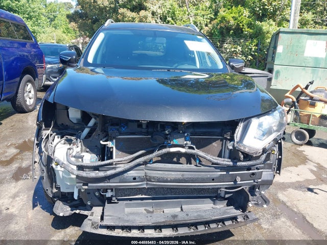 Aukcja sprzedaży 2017 Nissan Rogue Sv, vin: KNMAT2MV6HP582301, numer aukcji: 44885483