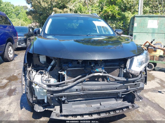 Aukcja sprzedaży 2017 Nissan Rogue Sv, vin: KNMAT2MV6HP582301, numer aukcji: 44885483
