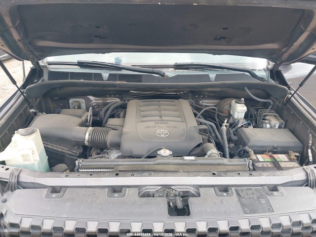 5TFEY5F1XKX254420 Toyota Tundra Sr5 5.7l V8