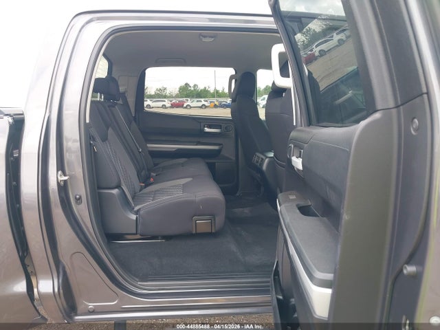 5TFEY5F1XKX254420 Toyota Tundra Sr5 5.7l V8