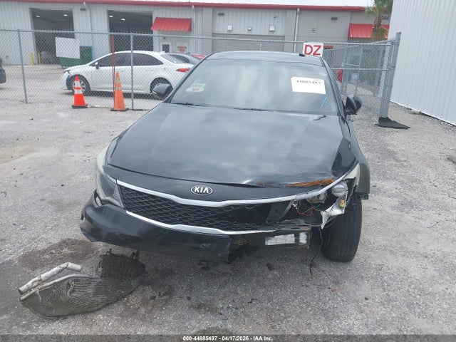 44885497 :رقم المزاد ، 5XXGT4L33JG264512 vin ، 2018 Kia Optima Lx مزاد بيع