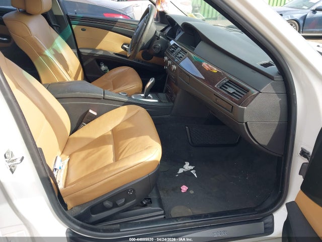 44885520 :رقم المزاد ، WBANV13558C150682 vin ، 2008 Bmw 528xi مزاد بيع