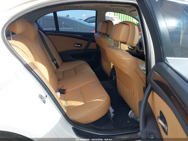 44885520 :رقم المزاد ، WBANV13558C150682 vin ، 2008 Bmw 528xi مزاد بيع