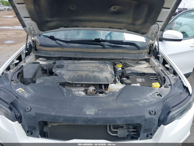 2019 Jeep Cherokee Latitude 4x4 მანქანა იყიდება აუქციონზე, vin: 1C4PJMCB0KD440229, აუქციონის ნომერი: 44885526