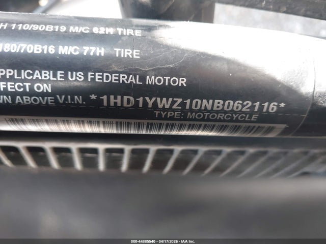 1HD1YWZ10NB062116 Harley-Davidson FXLRS