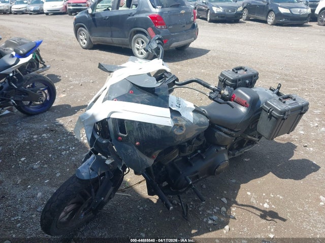 1HD1YWZ10NB062116 Harley-Davidson FXLRS