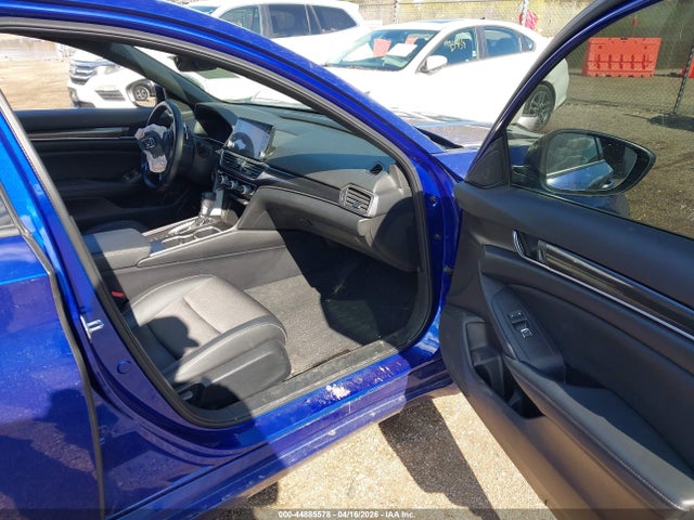 Продажа на аукционе авто 2022 Honda Accord Sport, vin: 1HGCV1F33NA090690, номер лота: 44885578
