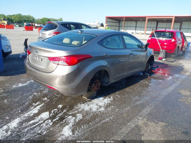 Продажа на аукционе авто 2013 Hyundai Elantra Gls, vin: 5NPDH4AE2DH286440, номер лота: 44885581