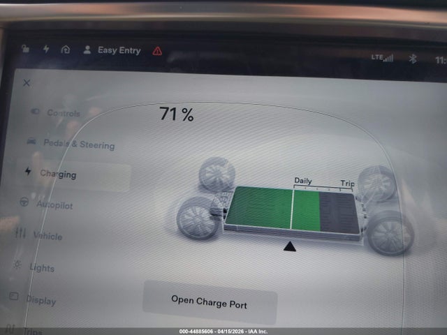 44885606 :رقم المزاد ، 5YJSA1E21GF156369 vin ، 2016 Tesla Model S 60d/70d/75d/85d/90d مزاد بيع