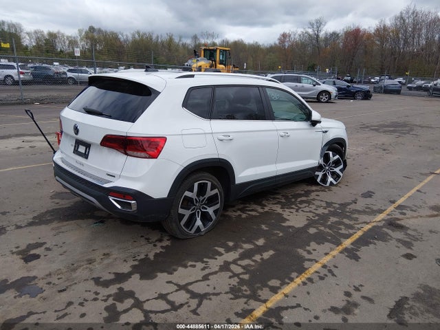 44885611 :رقم المزاد ، 3VV2X7B24NM070716 vin ، 2022 Volkswagen Taos 1.5t Sel مزاد بيع